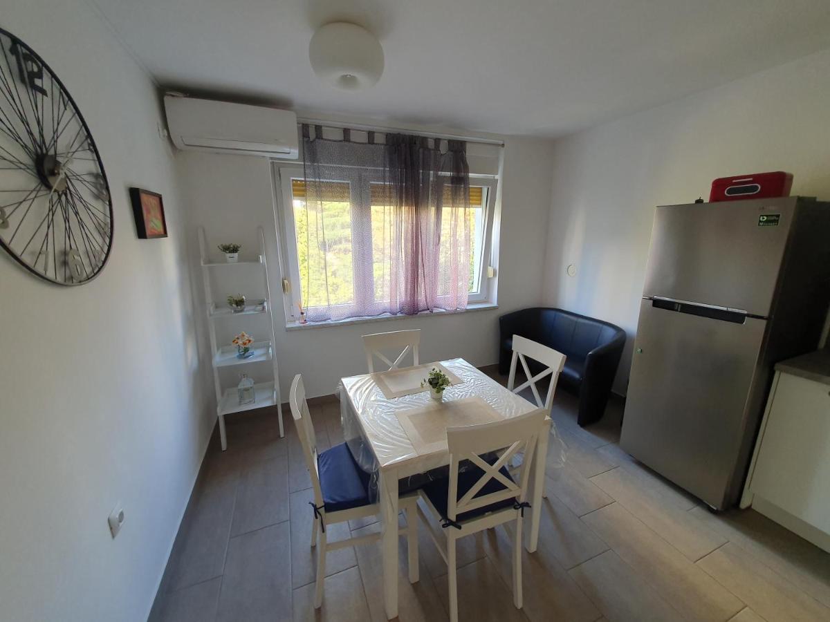 Misel Apartment Рийека Екстериор снимка
