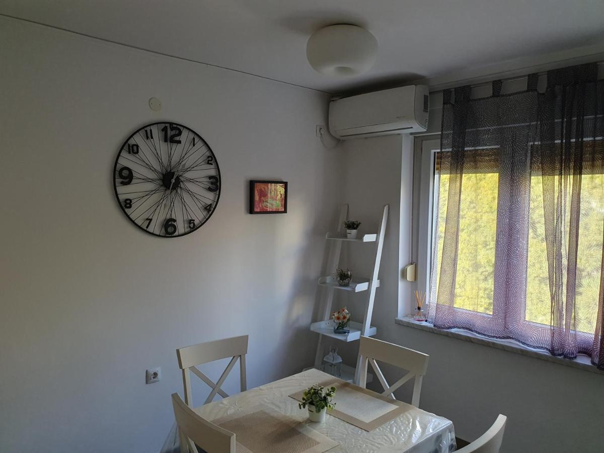 Misel Apartment Рийека Екстериор снимка
