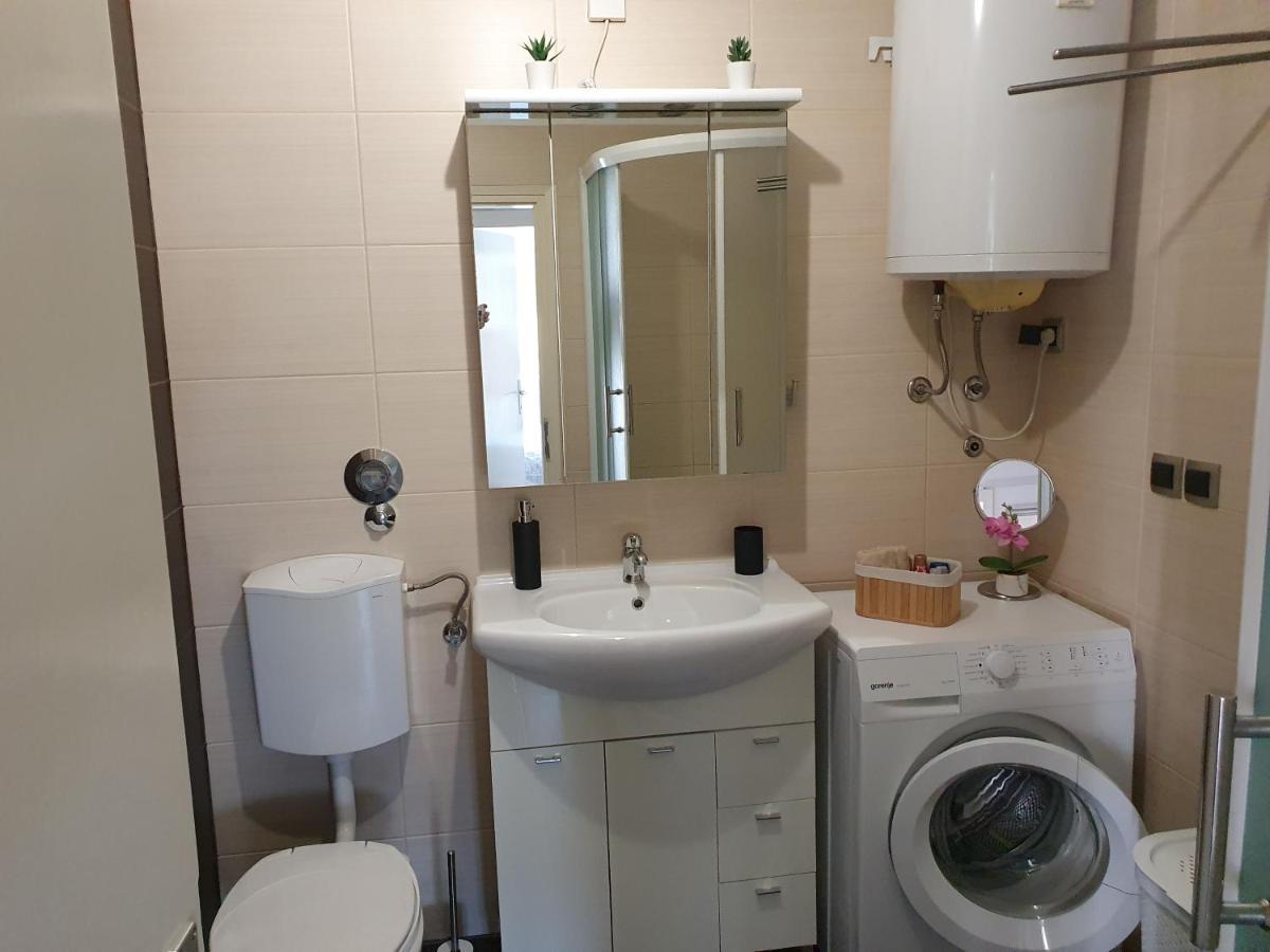 Misel Apartment Рийека Екстериор снимка