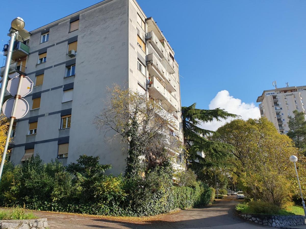 Misel Apartment Рийека Екстериор снимка